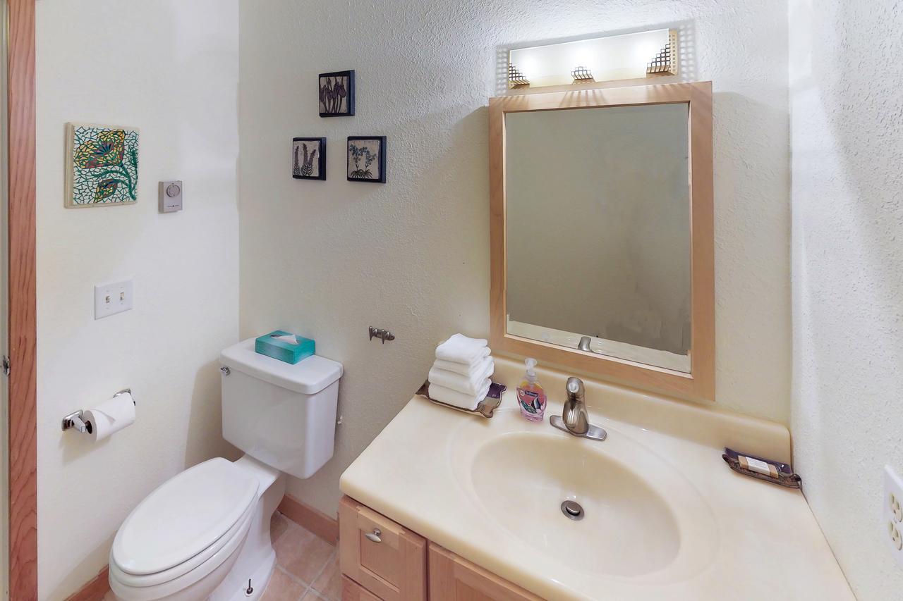 Brighton Condo #208 Гърдууд Екстериор снимка